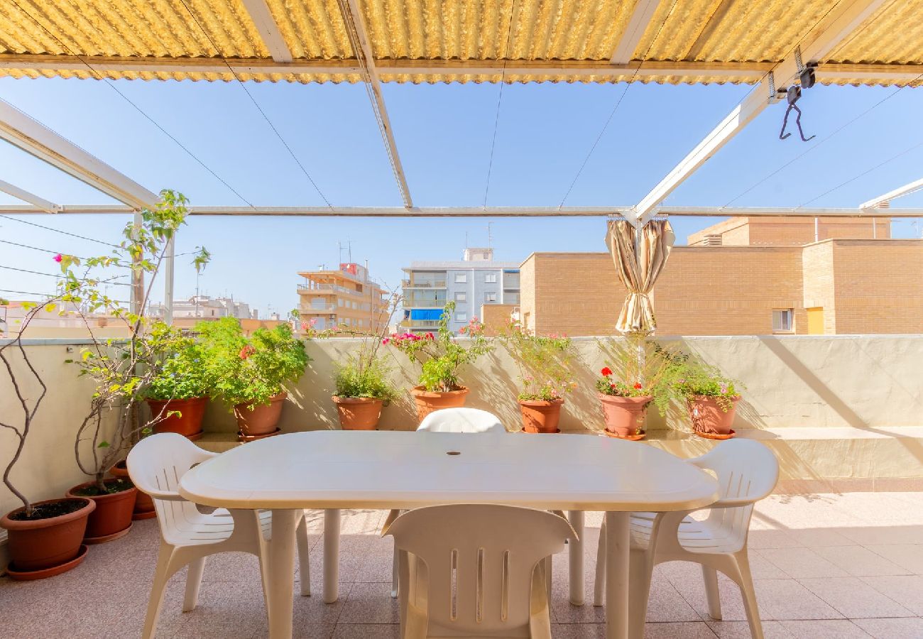 Apartamento en Santa Pola - Blue-Bay, ático a 20 metros de la playa by Domidai 