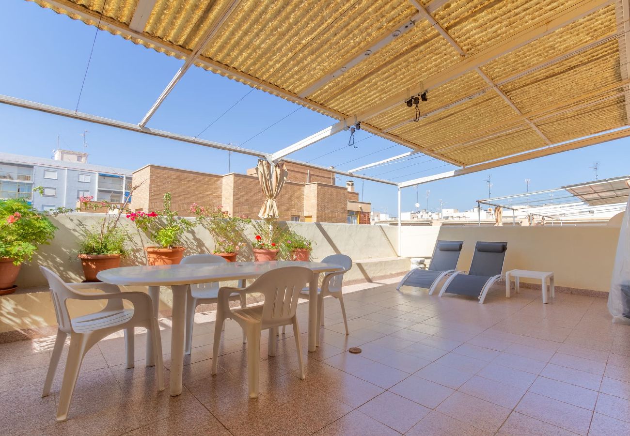 Apartamento en Santa Pola - Blue-Bay, ático a 20 metros de la playa by Domidai 