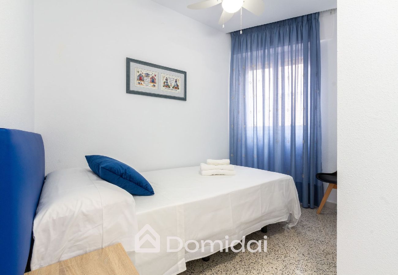 Apartamento en Santa Pola - Primera línea de playa ideal para teletrabajo 