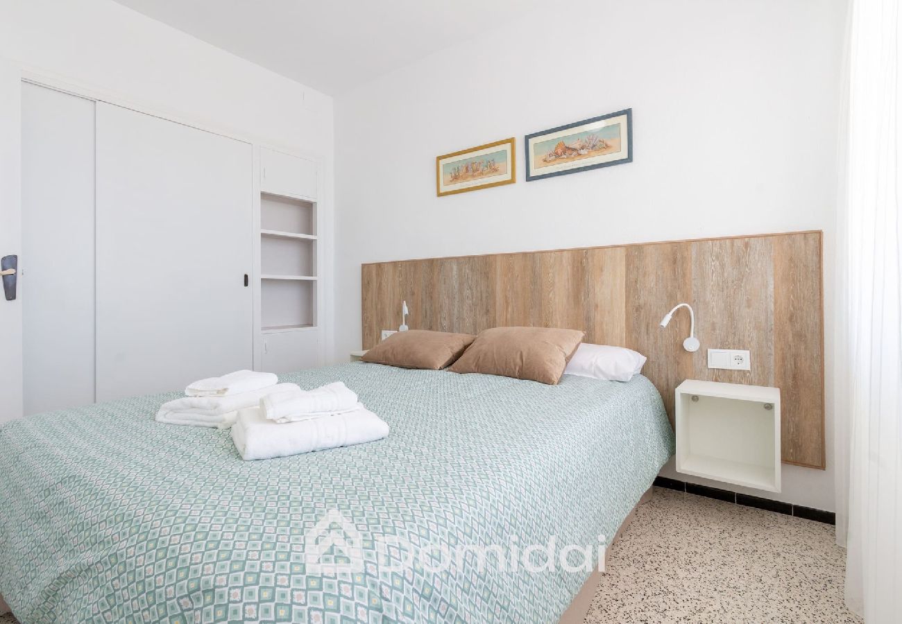 Apartamento en Santa Pola - Primera línea de playa ideal para teletrabajo 