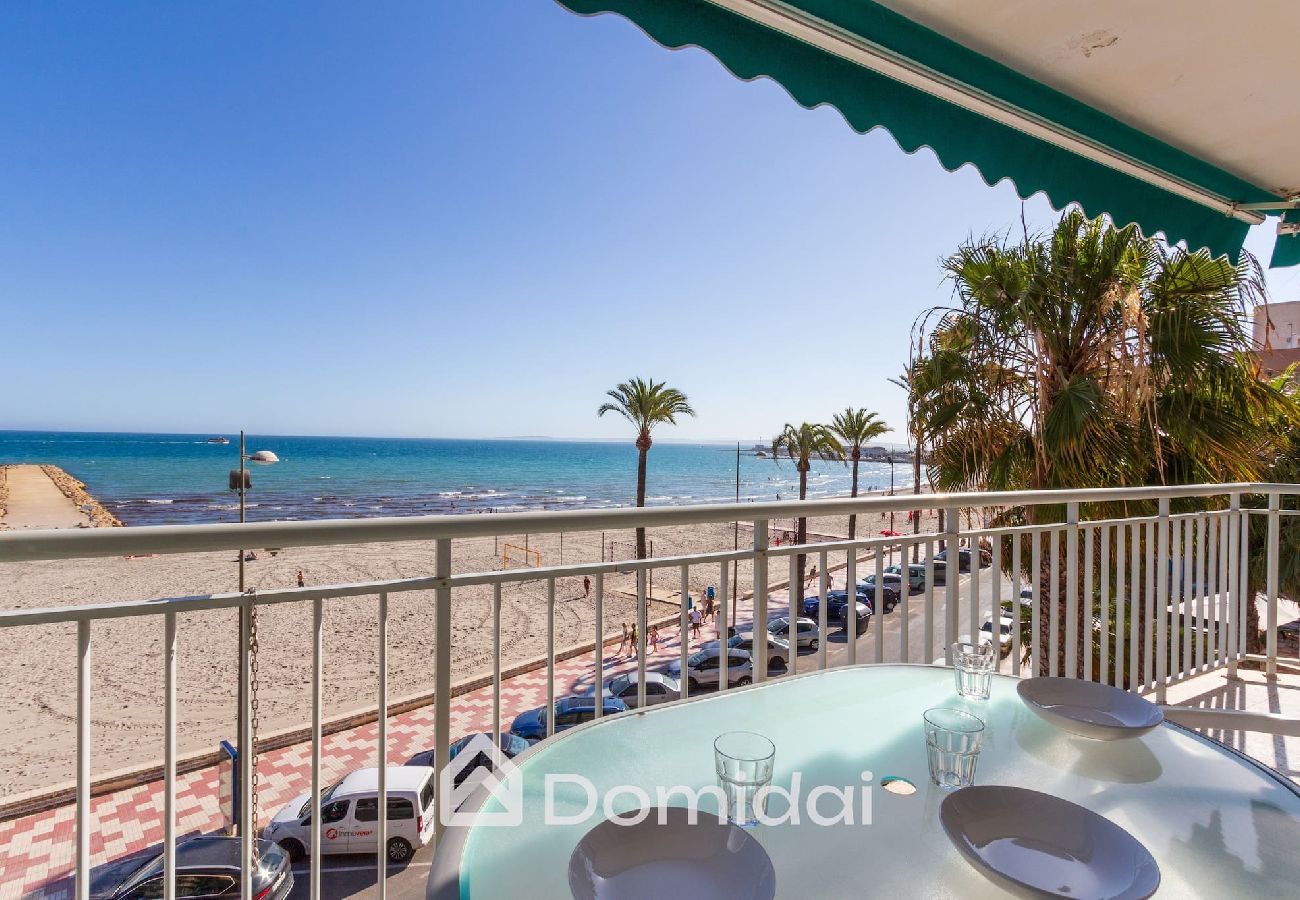 Apartamento en Santa Pola - Primera línea de playa ideal para teletrabajo 