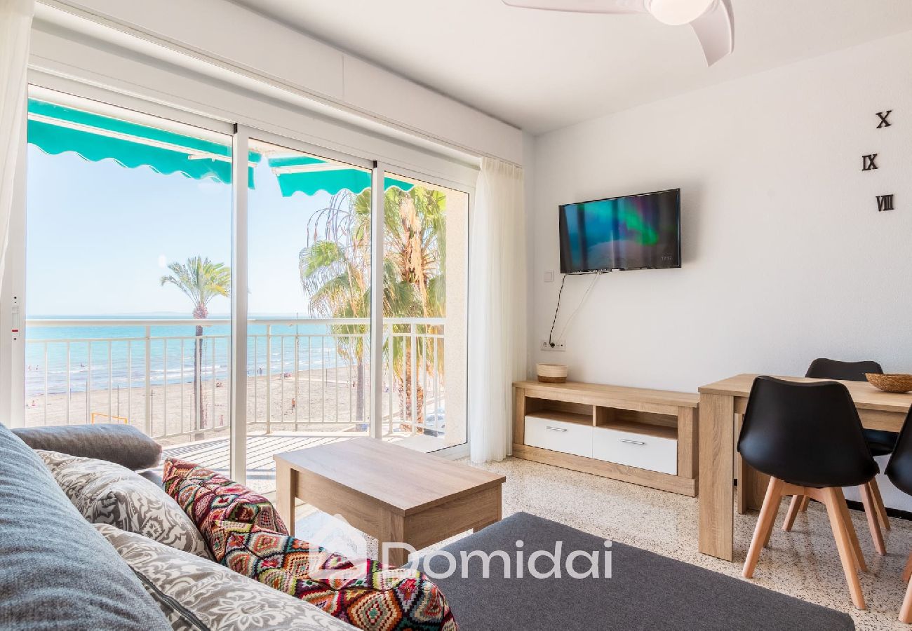 Apartamento en Santa Pola - Primera línea de playa ideal para teletrabajo 