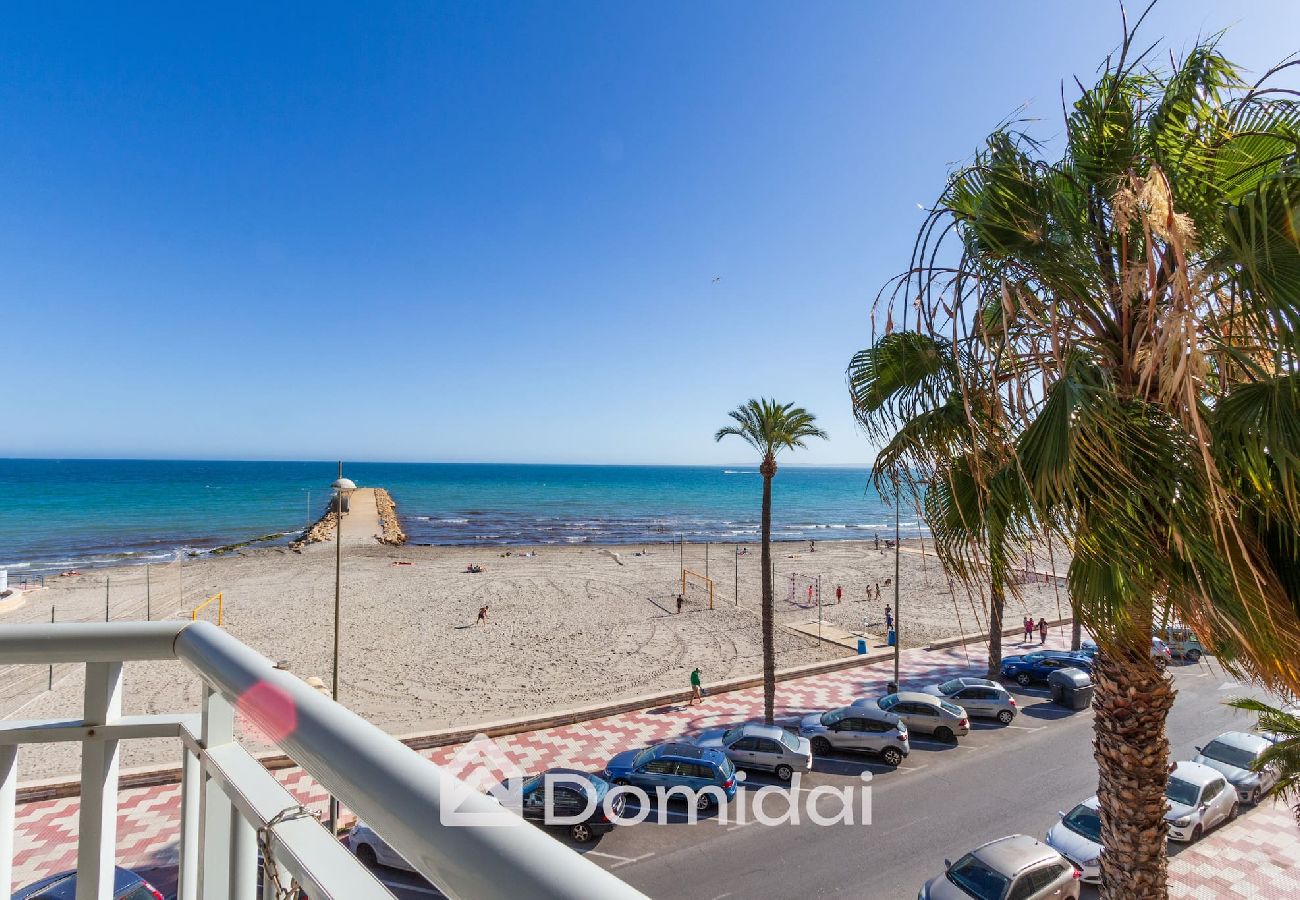 Apartamento en Santa Pola - Primera línea de playa ideal para teletrabajo 