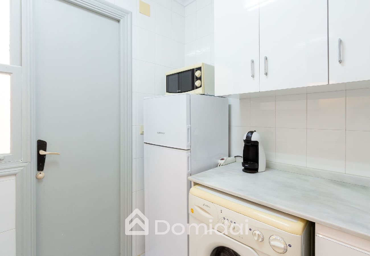 Apartamento en Santa Pola - Playa a 5 metros en el centro del pueblo - Domidai 