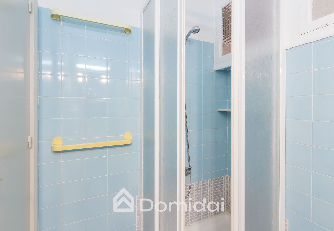 Apartamento en Santa Pola - Playa a 5 metros en el centro del pueblo - Domidai 