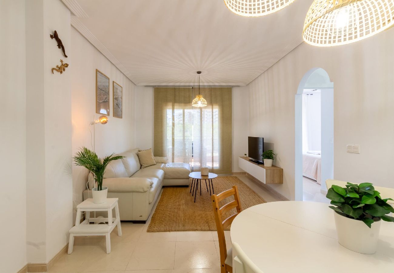 Apartamento en Arenales del Sol - The Sand - Relax, beach and pool 