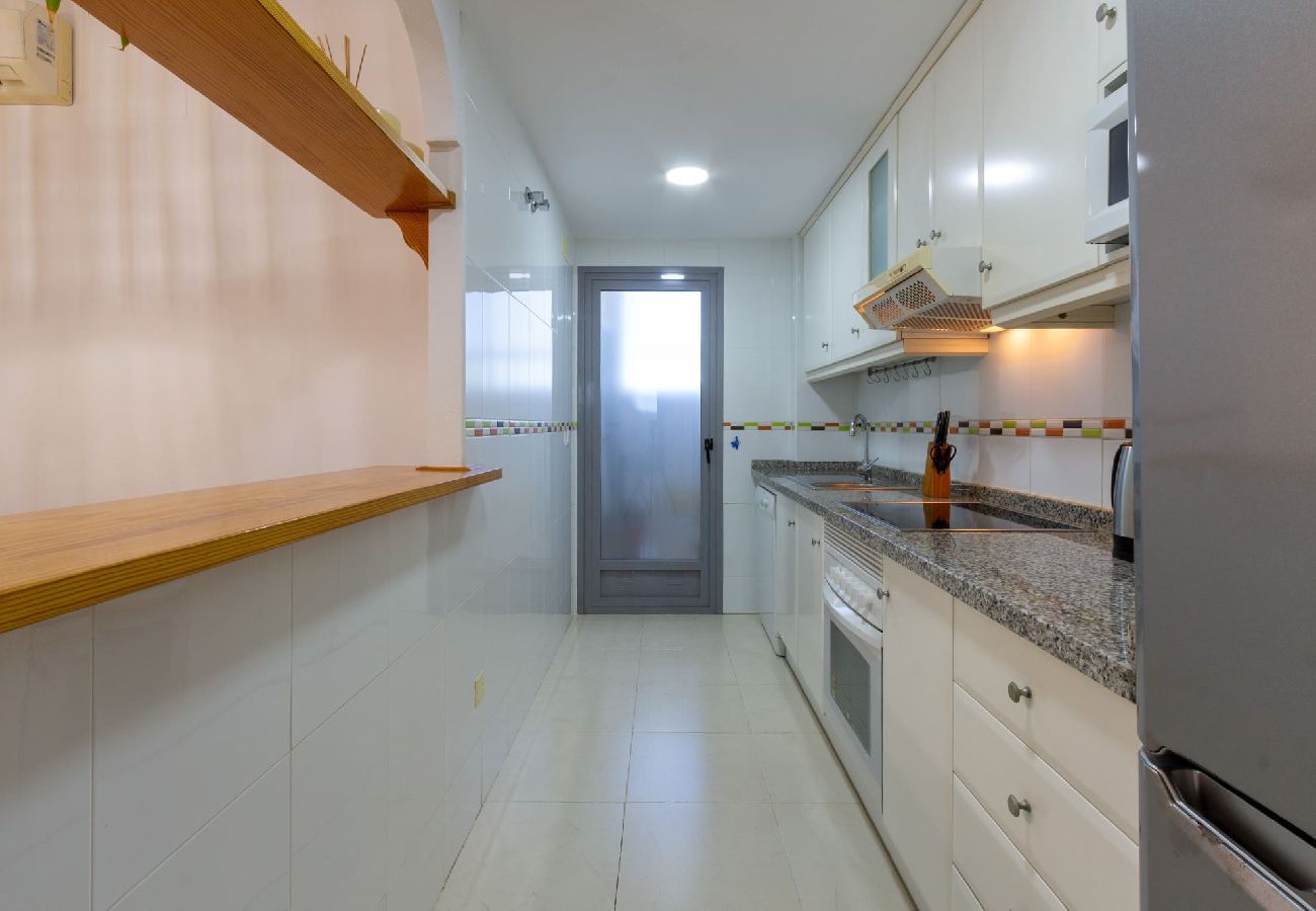 Apartamento en Arenales del Sol - The Sand - Relax, beach and pool 