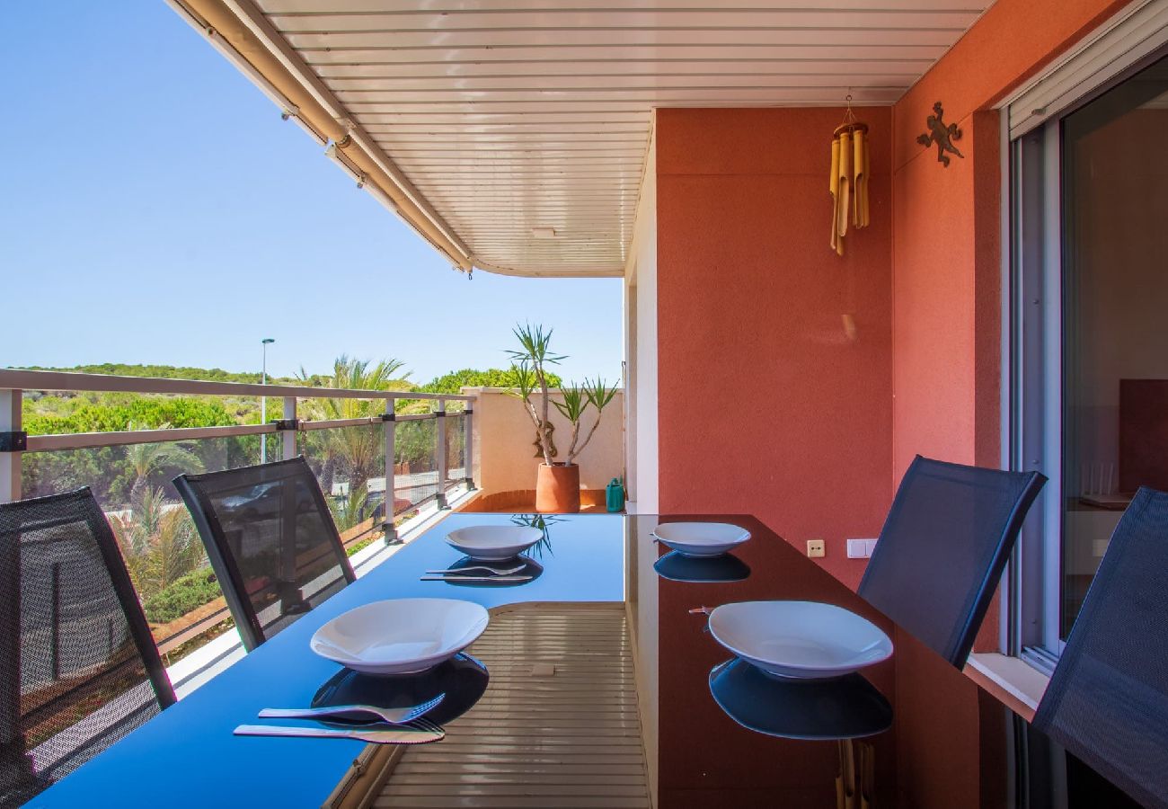 Apartamento en Arenales del Sol - The Sand - Relax, beach and pool 