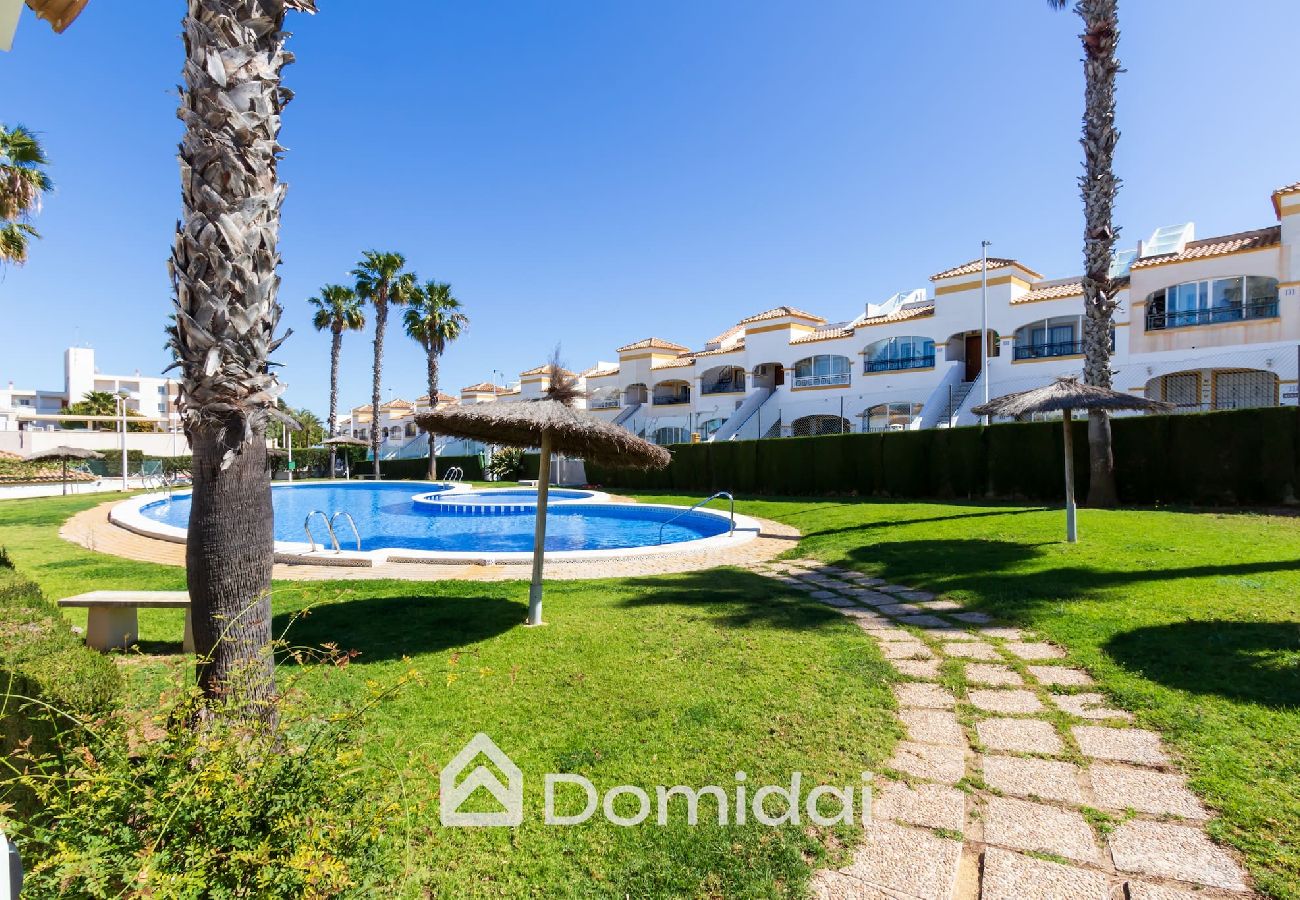 Bungalow en Gran Alacant - Casa Jícara - urbanización con piscina by Domidai 