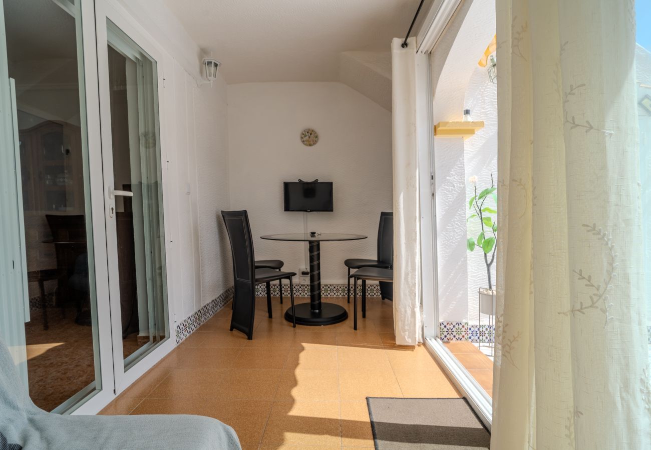 Apartamento en Gran Alacant - Casa Jícara - urbanización con piscina by Domidai 