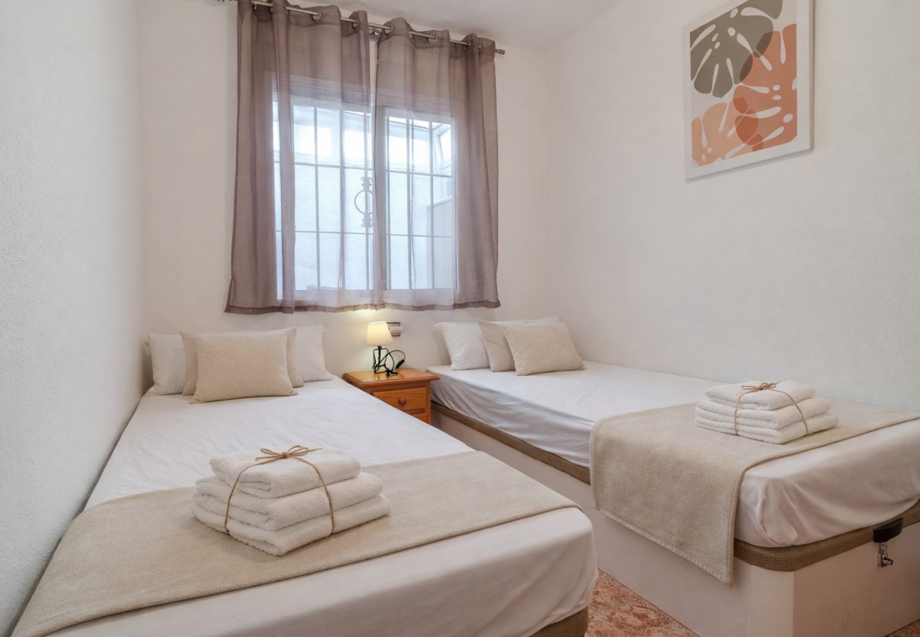 Apartamento en Gran Alacant - Casa Jícara - urbanización con piscina by Domidai 