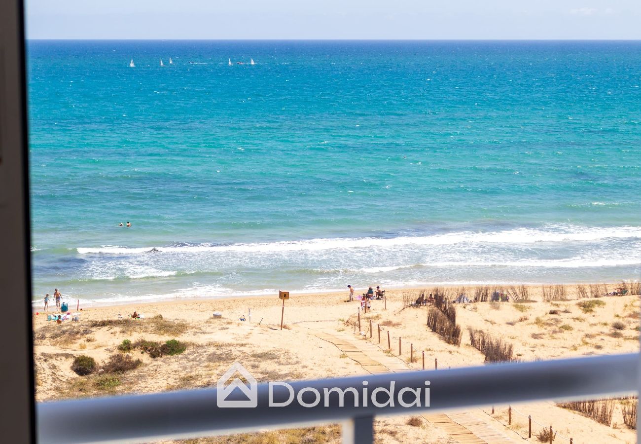 Apartamento en Los Arenales del Sol - The Seaview - beach & pool by Domidai 