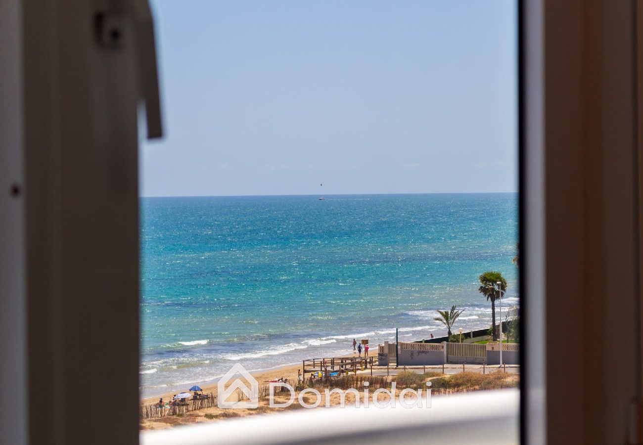 Apartamento en Los Arenales del Sol - The Seaview - beach & pool by Domidai 