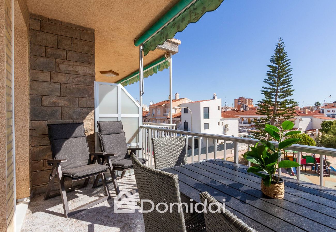 Apartamento en Santa Pola - Apartamento a pie de playa cerca del aeropuerto 