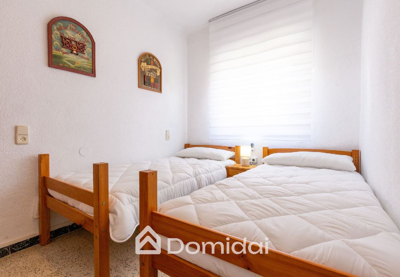 Apartamento en Santa Pola - Apartamento a pie de playa cerca del aeropuerto 