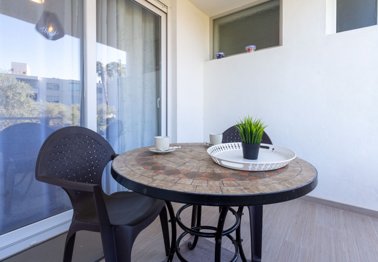 Apartamento en Santa Pola - Apartamento moderno con piscina comunitaria