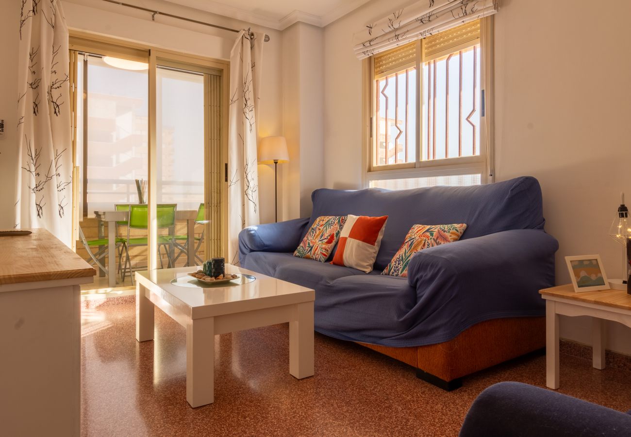 Apartamento en Arenales del Sol - Apartamento en Arenales con Piscina y Terraza Soleada