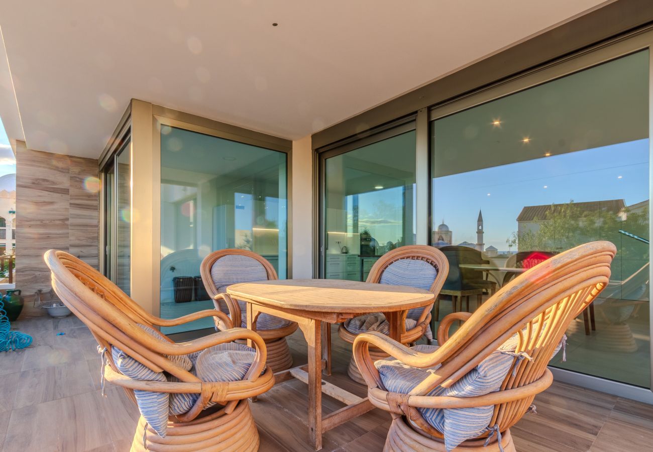 Apartamento en Santa Pola - The Luxury Village by Domidai