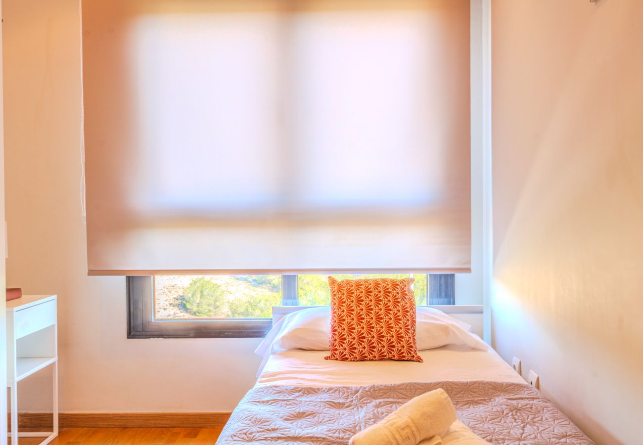 Apartamento en Santa Pola - Urbanización con piscina cerca aeropuerto