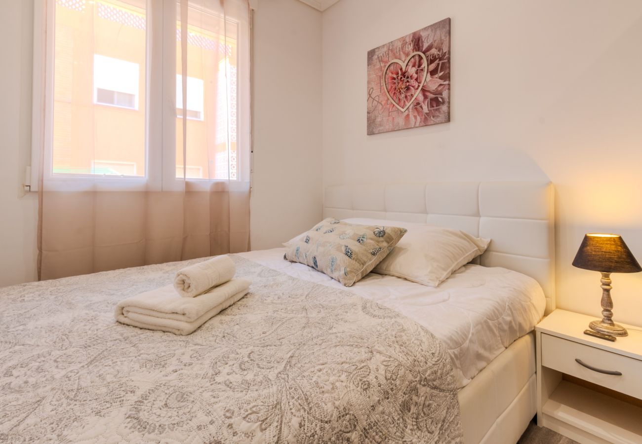 Apartamento en Santa Pola - Casa frente a la playa en Santa Pola