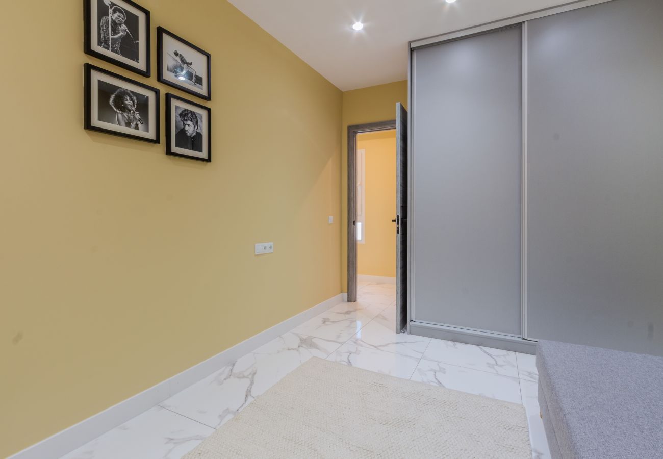 Apartamento en Santa Pola - Moderno piso en Santa Pola (alquiler +10 días)
