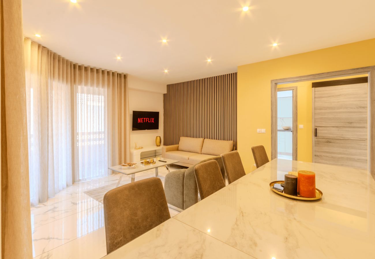 Apartamento en Santa Pola - Moderno piso en Santa Pola (alquiler +10 días)