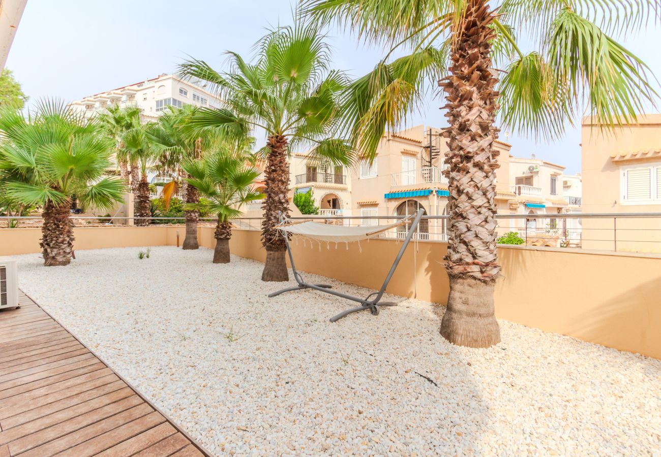 Apartamento en Torrevieja - Bahía Azul - Ideal para el relax y teletrabajo