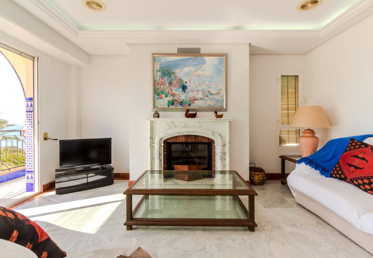 Apartamento en Santa Pola - Primera línea de playa (Media estancia +11 días)