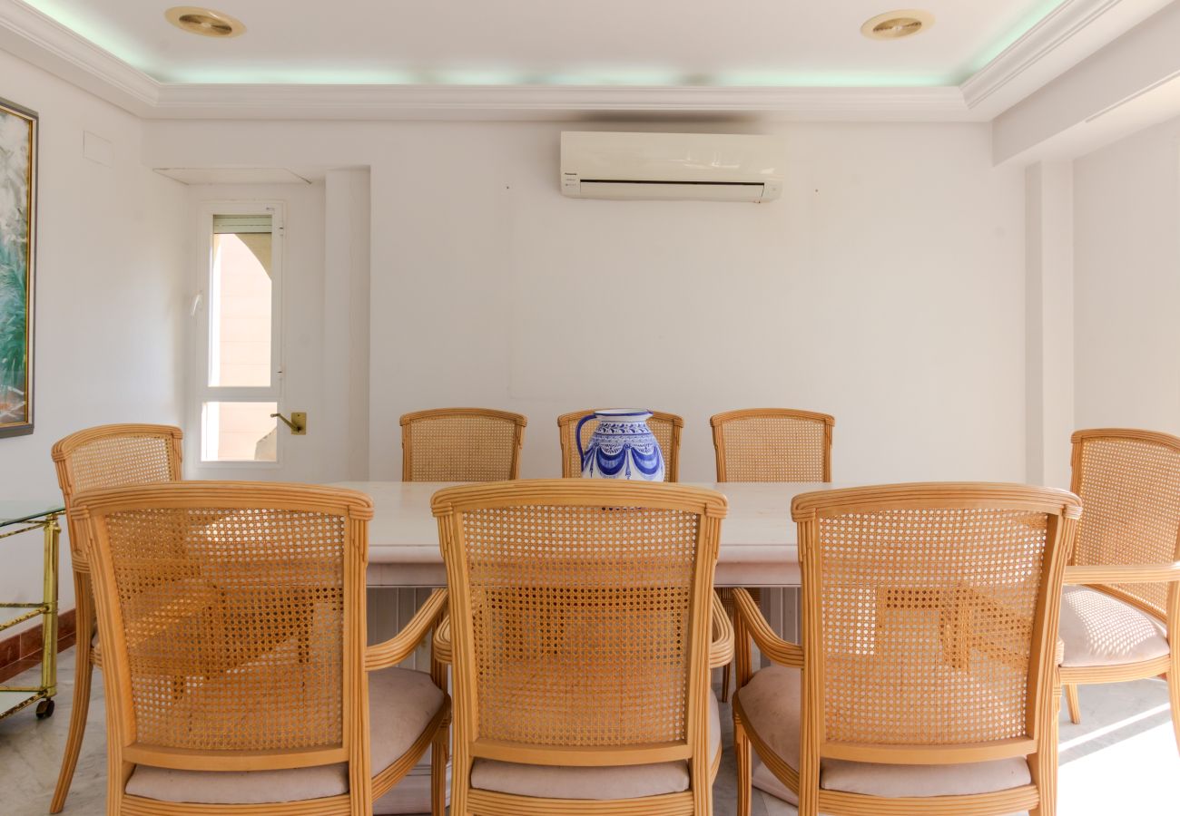 Apartamento en Santa Pola - Primera línea de playa (Media estancia +11 días)