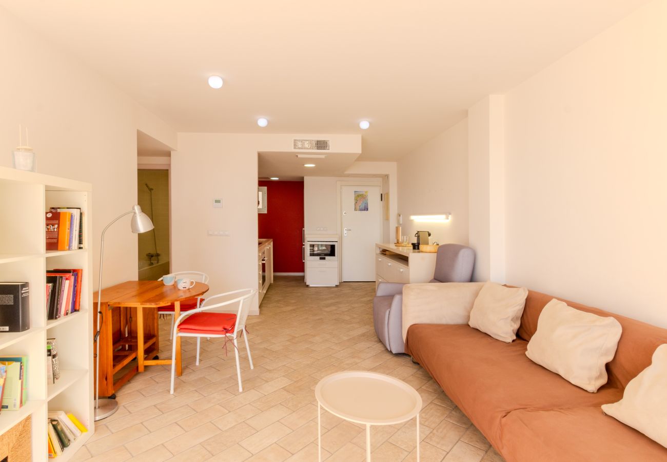 Apartamento en Santa Pola - Apartamento frente a la playa cerca del aeropuerto