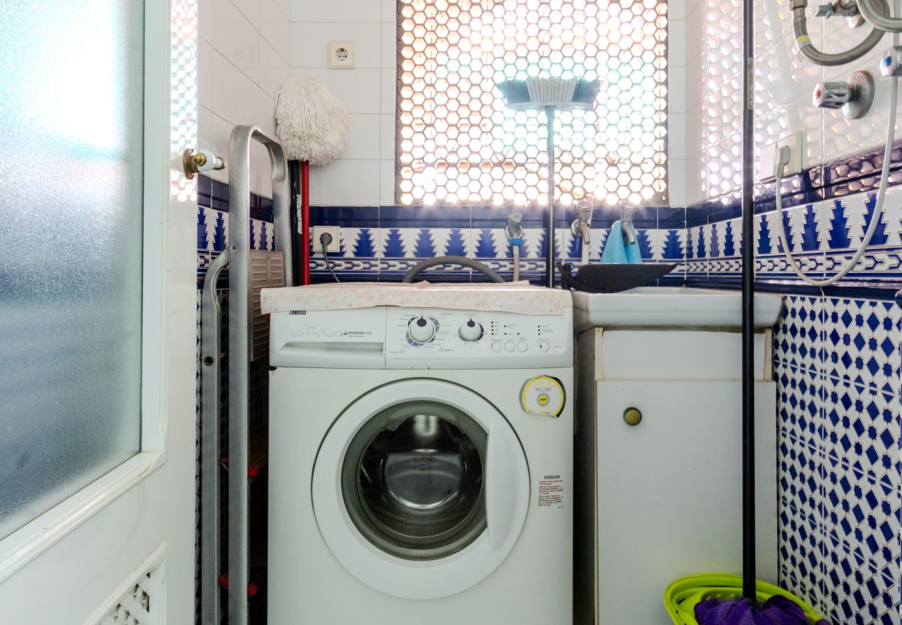 Apartamento en Santa Pola - Primera línea de Playa - Media Estancia +11 días