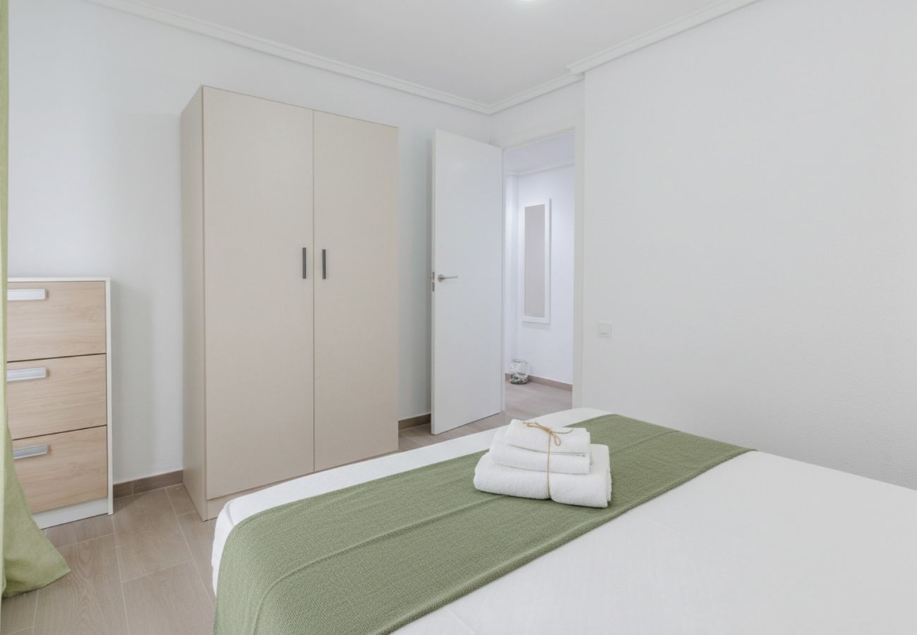 Apartamento en Santa Pola - Apartamento frente al paseo marítimo en Santa Pola