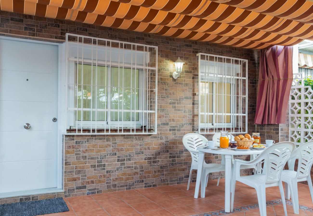 Bungalow en Santa Pola - Relax cerca de la playa en Santa Pola