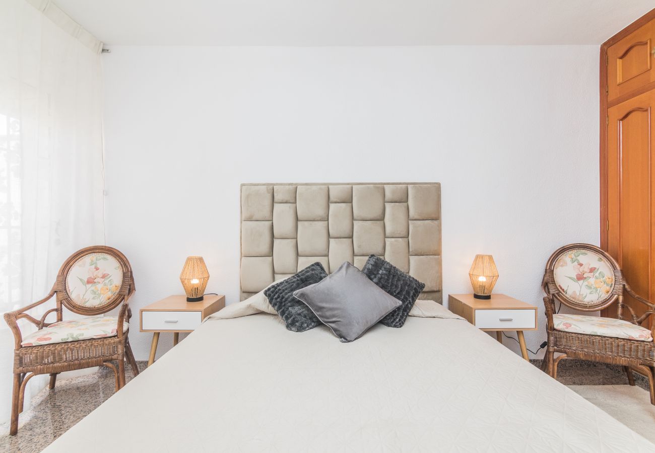 Apartamento en Santa Pola - Enrome piso para el descanso frente a la playa