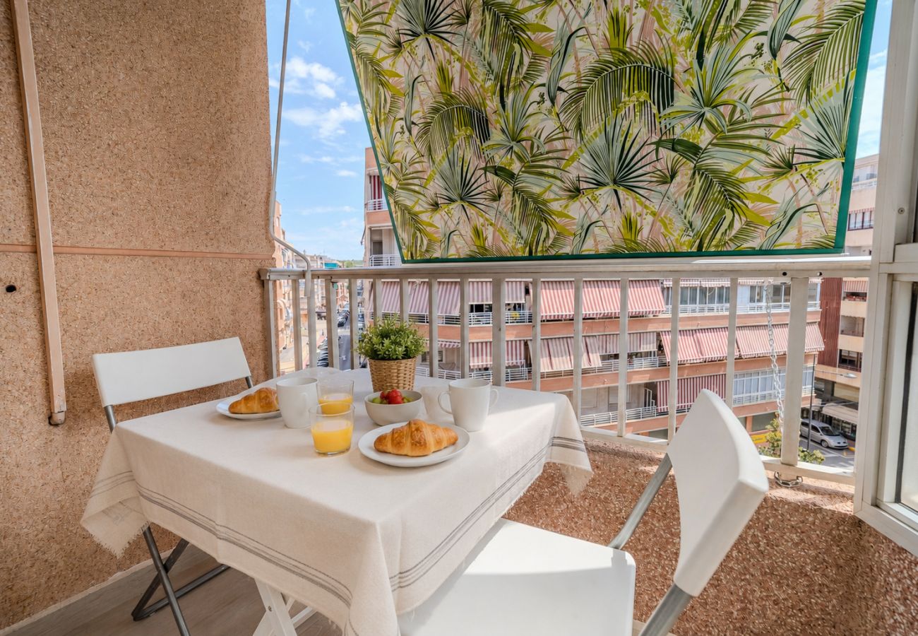 Apartamento en Santa Pola - Apartamento Moderno junto al Puerto Nuevo