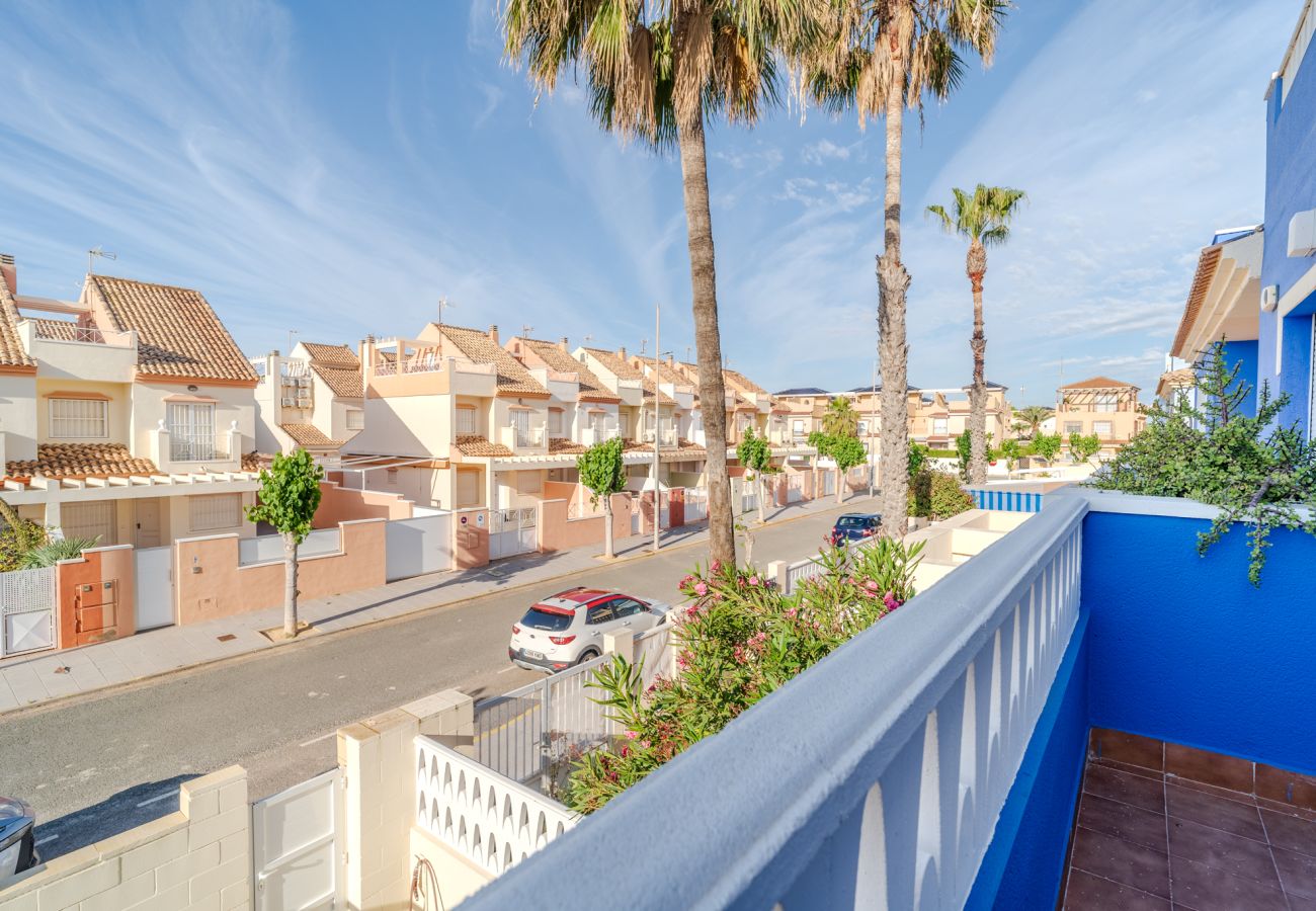 Bungalow en Torre de la Horadada - Escapada Mediterránea en Torre de la Horadada