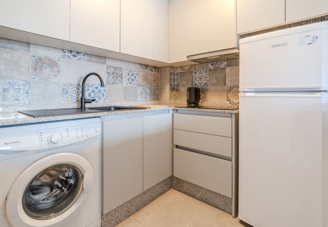 Apartamento en Santa Pola - Escapada Familiar en Urbanización Paraíso