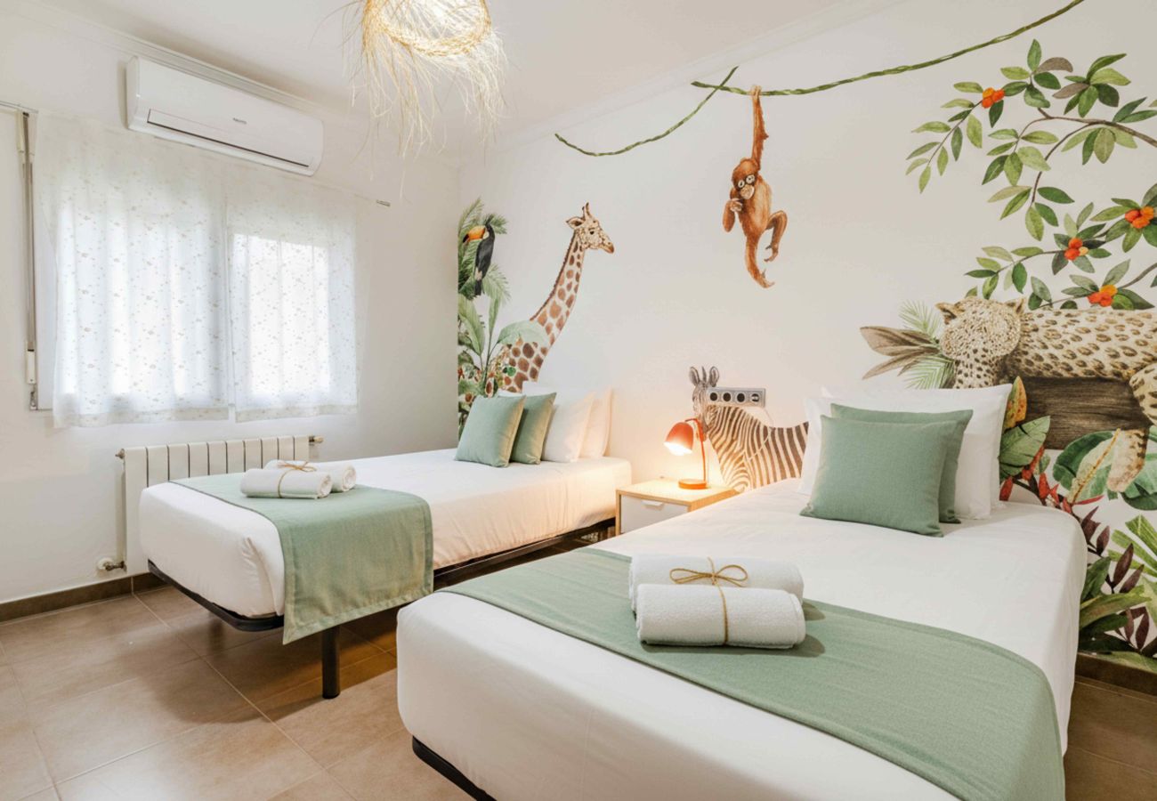 Casa en Javea / Xàbia - Villa para 8 cerca de Playa del Arenal con jardín y barbacoa