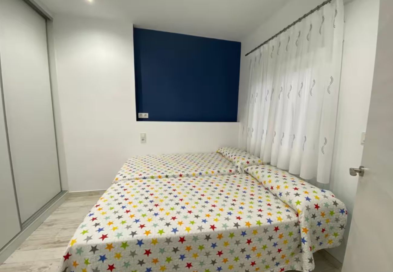 Apartamento en Santa Pola - Casa Moderna cerca de la playa