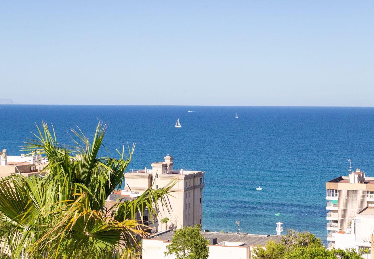 Apartamento en Arenales del Sol - 3 Vistas Suite | Sunrise, Sea & Mountain Views