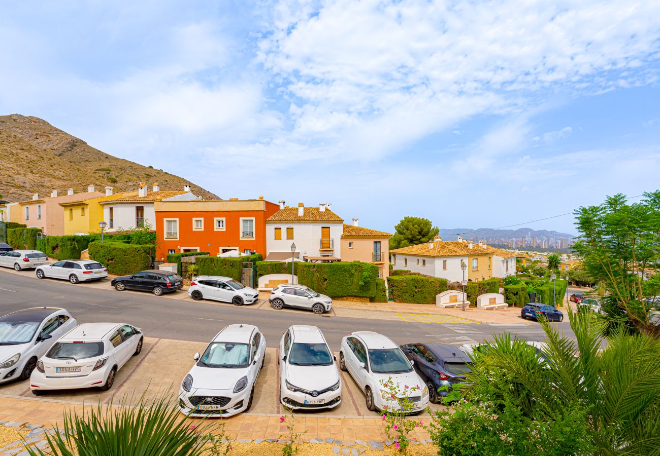Casa en Finestrat - Casa con BBQ y piscina comunitaria - Golf Badía, Finestrat