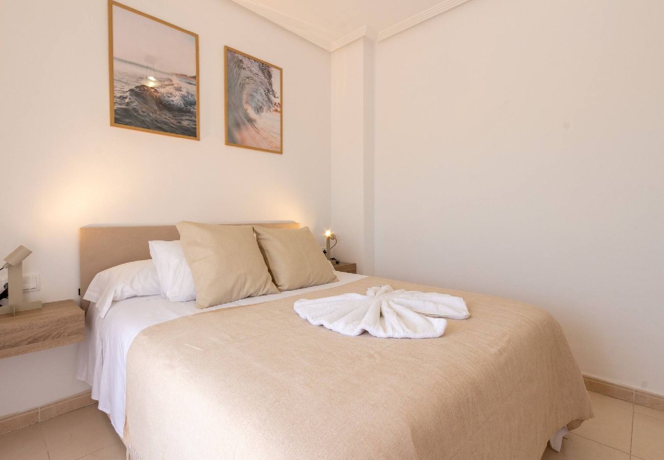 Apartment in Arenales del Sol - The Sand - Relax, beach and pool 