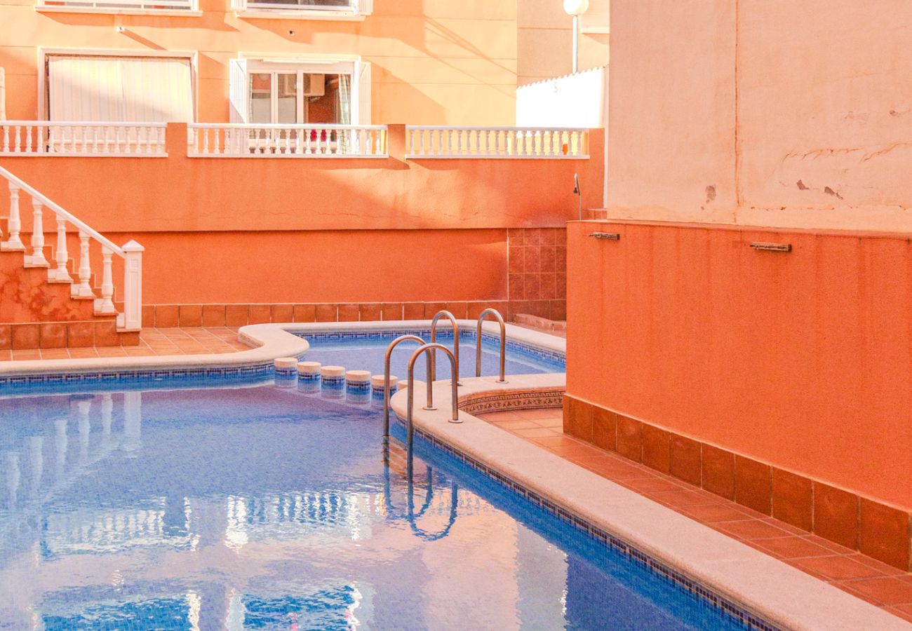 Apartment in Torrevieja - Acogedor apartamento en Torrevieja