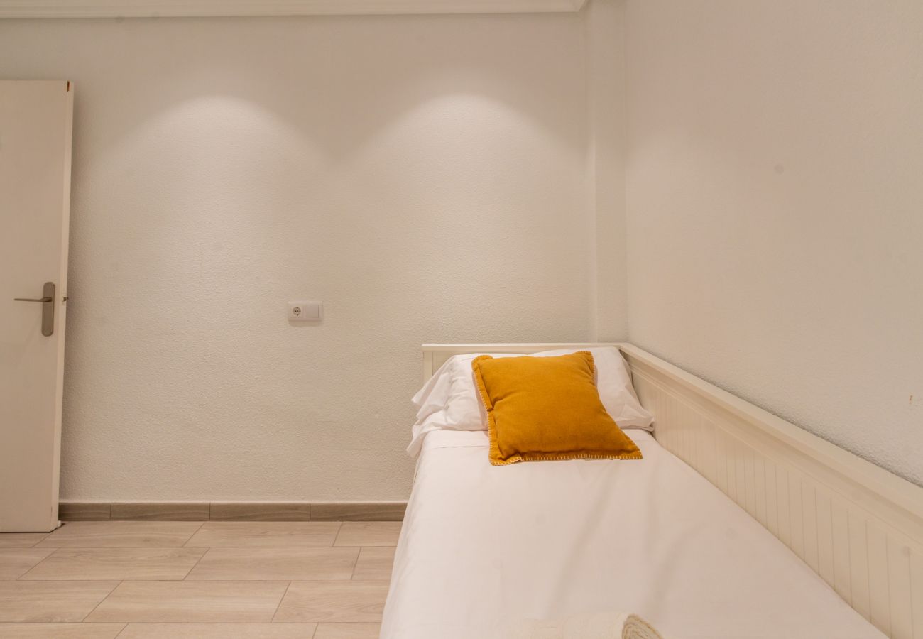 Apartment in santa pola - Piso en el centro cerca de la playa y aeropuerto