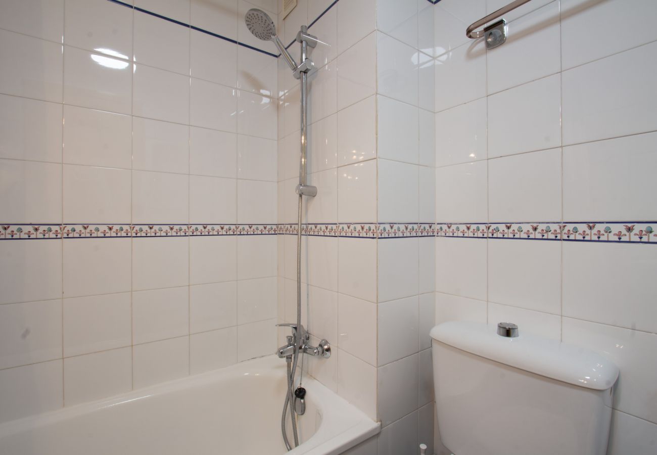 Apartment in Arenales del Sol - Arenales Beach + pool near airport