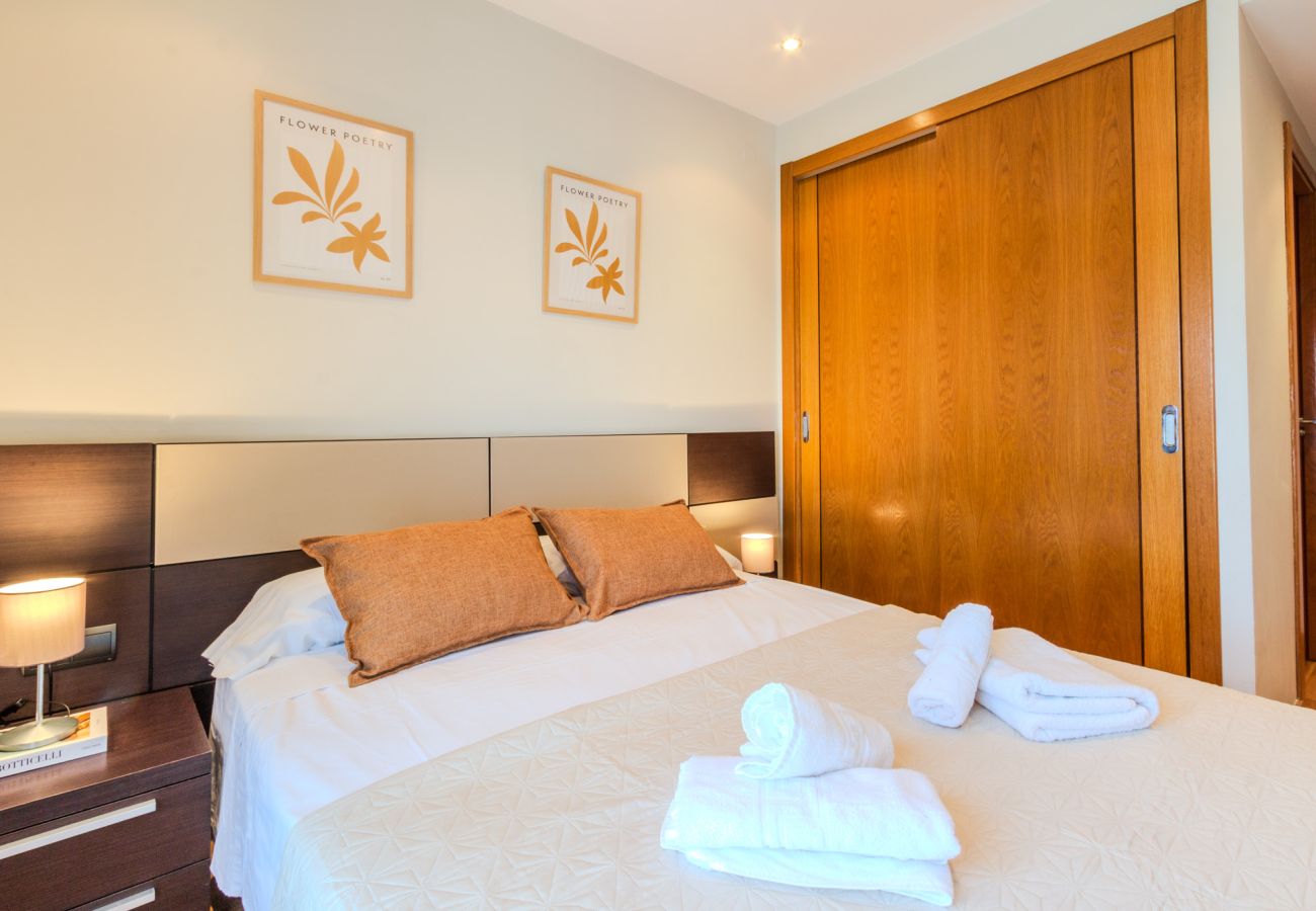 Apartment in santa pola - Urbanización con piscina cerca aeropuerto