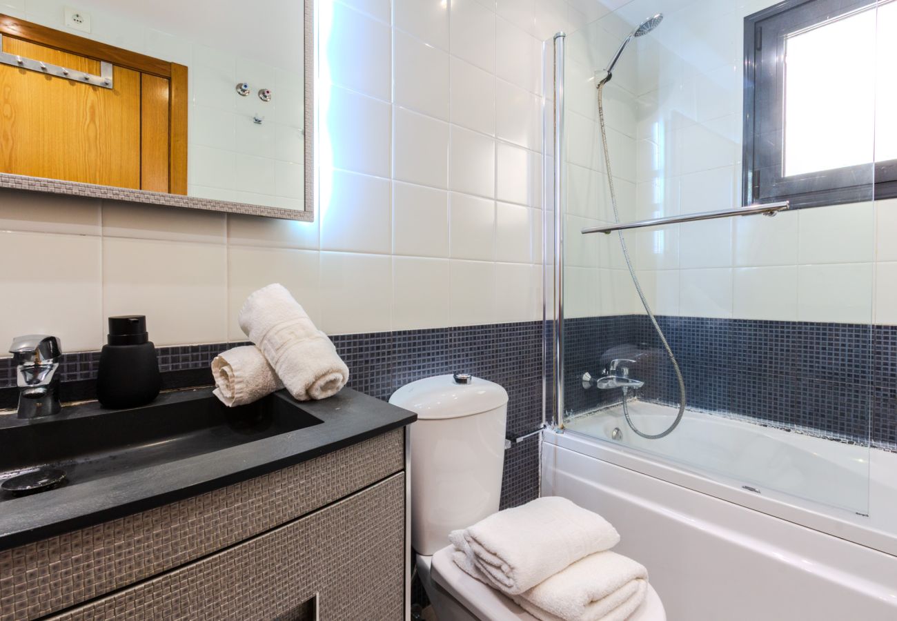 Apartment in santa pola - Urbanización con piscina cerca aeropuerto
