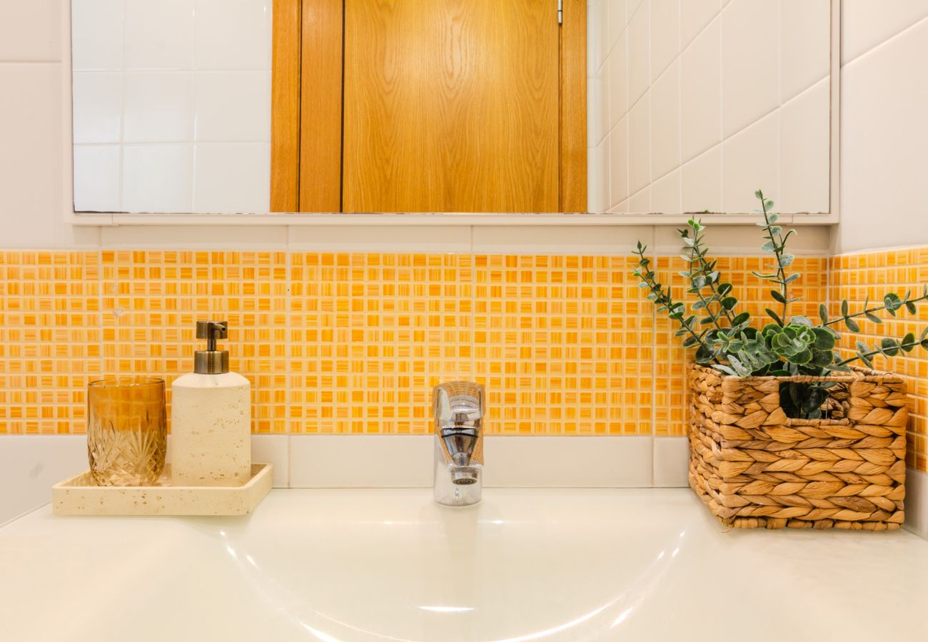Apartment in santa pola - Urbanización con piscina cerca aeropuerto