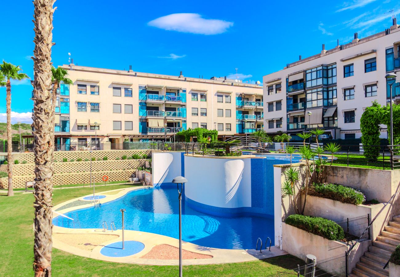 Apartment in santa pola - Urbanización con piscina cerca aeropuerto