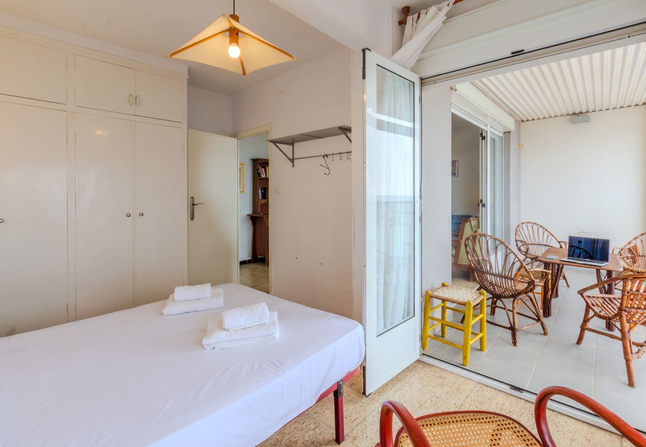 Apartment in santa pola - Primera linea de playa cerca de Alicante